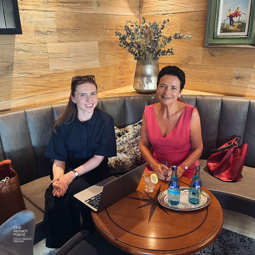 We published articles and interviews featuring Ivan Krastev, Sviatlana Tsikhanouskaya, Carl Bildt, Genevieve Pons-Deladriere, and Wolfgang Ischinger in leading Polish media outlets, including Onet, Dziennik Gazeta Prawna, Kultura Liberalna, and Euractiv. 